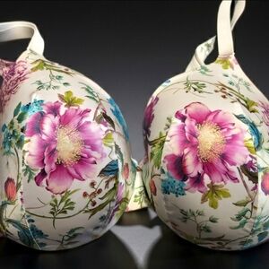 Cacique Floral Bra with Pink and Blue Accents Back Smoother Full Coverage 40DD